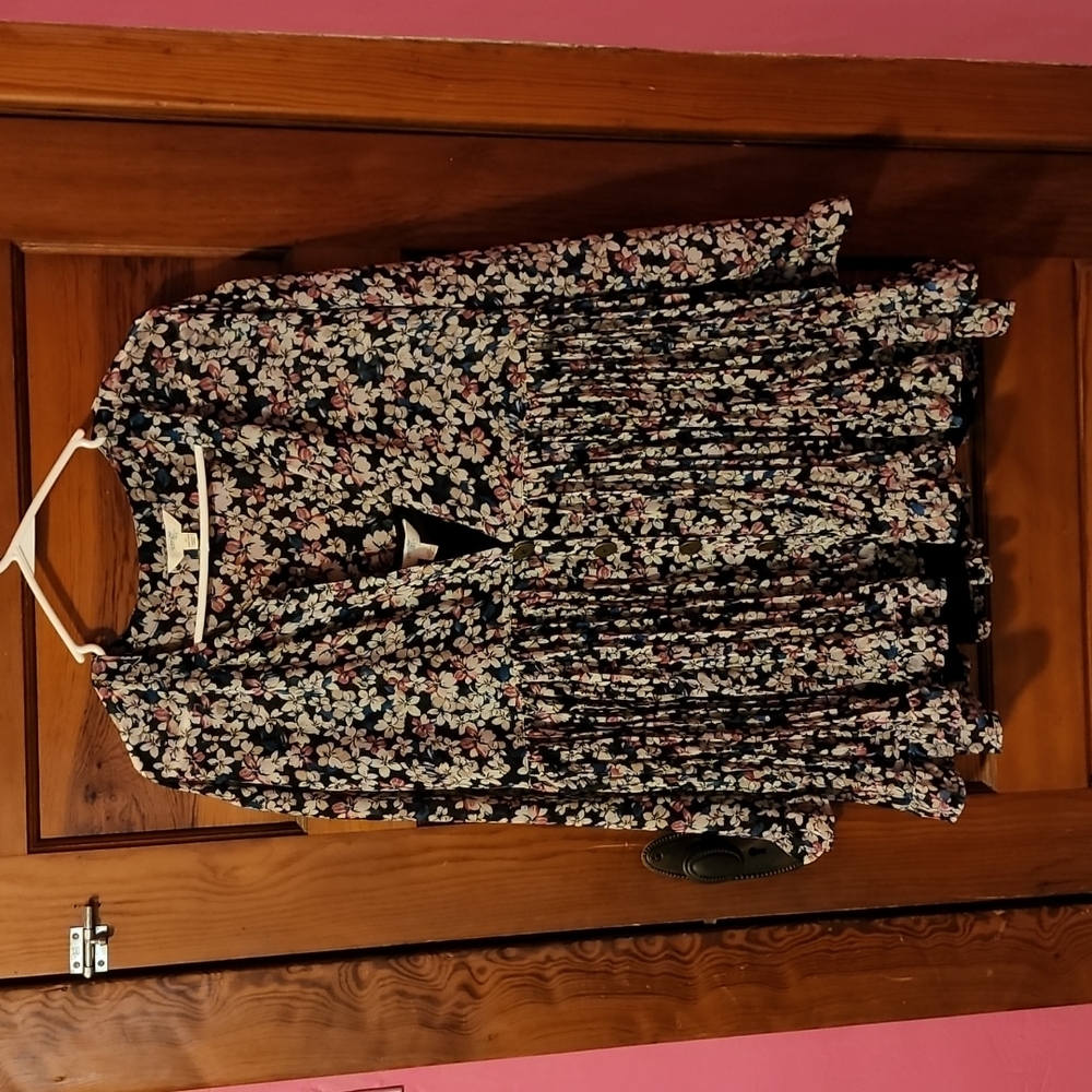 Woman's Plus Floral Terra & Sky Flowy Tunic Blouse w/ Button Detail Sz 1XL